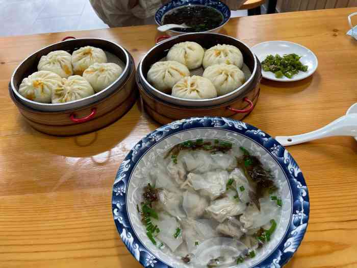 乐麦包子(复地活力广场店)-"整个复地可能就他家生意好一些吧,基本上