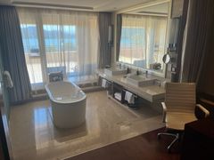 -杭州千岛湖滨江希尔顿度假酒店