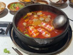 -贵府酸汤牛肉火锅·贵州老字号(飞山街店)