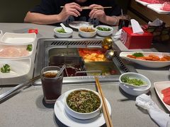 -海底捞火锅(新松江路店)