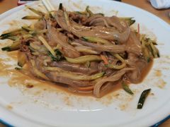 -关东小磨东北菜(上海长风大悦城店)