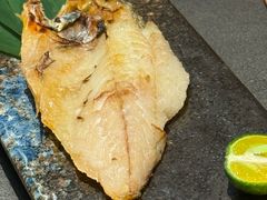-铭牛烧肉·和牛海鲜自助(高新月牙湖店)