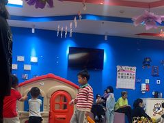 -美吉姆国际儿童教育中心(湛江招商花园城店)