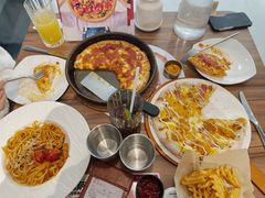 -必胜客餐厅(昆百大泰业城店)