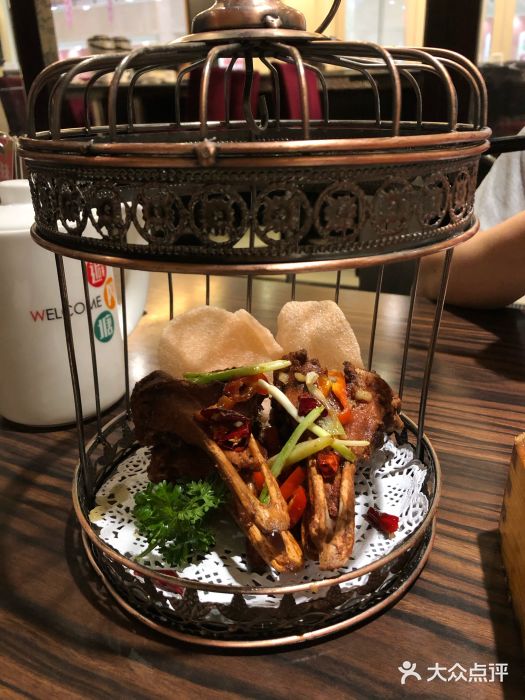 避风塘(光启城店)椒盐鸭下巴图片