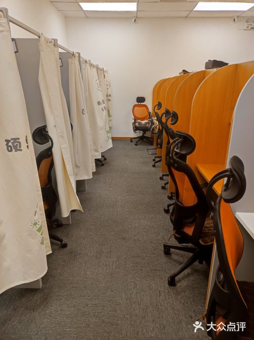 塔尖儿自习室图片