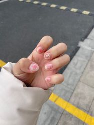 -UGIRL有个美甲