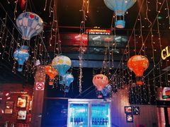 -拉亚汉堡经典餐厅(商城路店)
