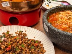 -浩海火燒雲傣家菜(芮欧百货店)