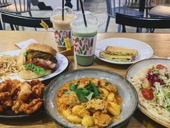 -HELLO 27 意面·沙拉·帕尼尼