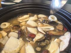 -野菌皇海景野生菌火锅(滨海大道店)