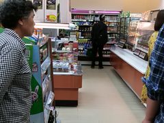 -全家便利店(中原二店)