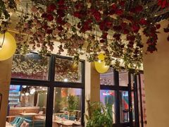 -红樱桃·欢乐餐厅(太原里店)