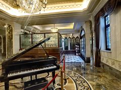 -东湖宾馆金玫瑰酒吧