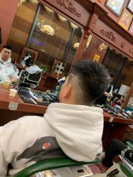 -尼特斯男士发型馆
