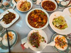 -汗腾格里·风味餐厅(新疆驻京办店)