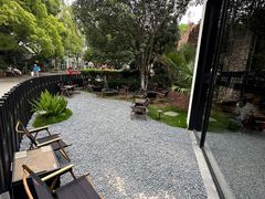 -J Create城市露营咖啡·简餐·宠物(上海动物园店)