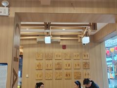 -霸王茶姬(南强街店)