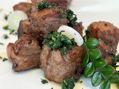 炭烧猪颈肉-小大董·烤鸭(凤凰汇店)