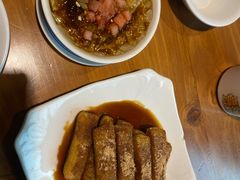 -炉小二铜锅牛蛙•川湘菜(三里屯店)