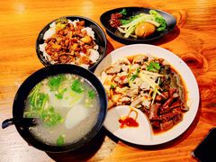 -大三元台湾鲁肉饭(沙井新桥店)