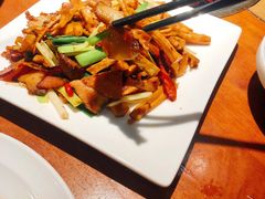 -黑鸡小馆(金源店)