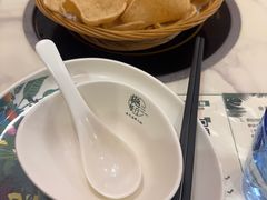 -樾餐厅泰式海鲜火锅(民歌湖店)