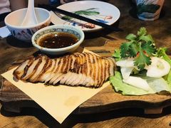 -大头虾越式风味餐厅(光明广场店)