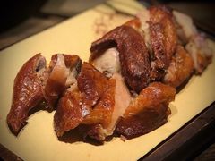 脆皮红子鸡（一只）-童年小筑餐厅(申花路店)