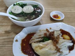 -三身人金新肠粉(丹霞店)