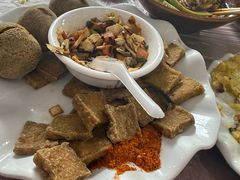 -王万妈卤猪脚(青岩交通路)