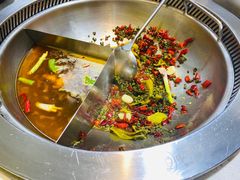 -吃城都·鱼蛙火锅(西玉龙街店)