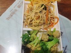 特色凉菜-丝路伊兰·兰州牛肉面(牛街总店)