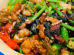 尖椒牛蛙-兔槽江湖菜·重庆璧山兔(水围店)