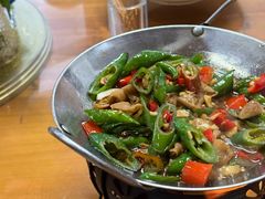 -芦茨金富饭庄·25年老字号·专做稻草鸡