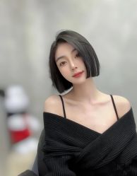 -诗悦发型烫染SALON
