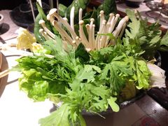 蔬菜聚会-哥老官重庆美蛙鱼头(虹口龙之梦店)