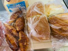 枫糖牛角面包-味多美(民星路店)