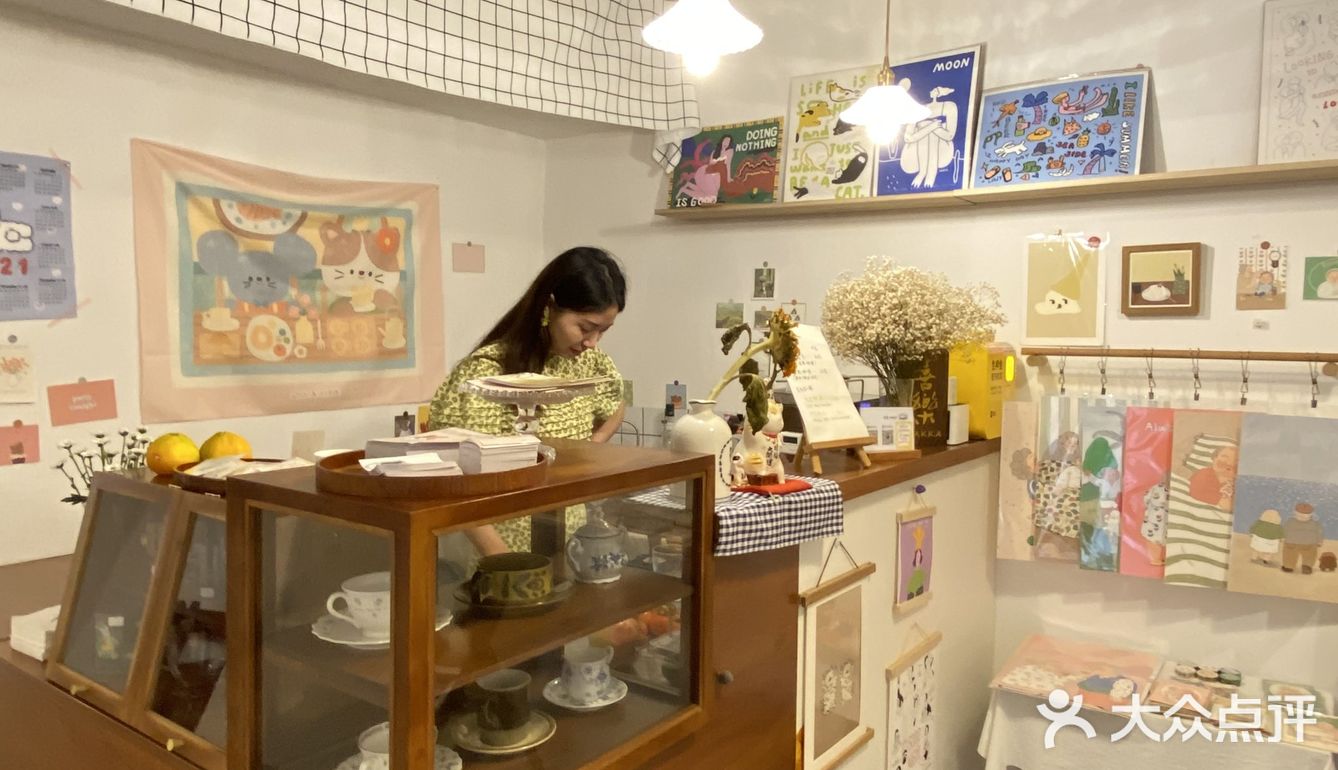 探店｜和闺蜜一起感受咖啡与插画的浪漫