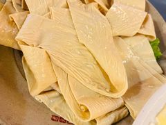 油豆皮-小龙坎火锅(大宁音乐广场店)