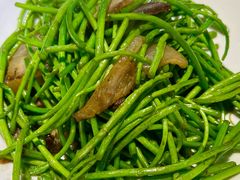 -黄泥岗·地道湖北菜(奥特莱斯店)