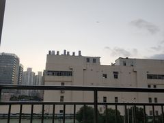 -上海市黄浦区教育学院附属中山学校