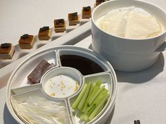 鱼子酱烤鸭-悦江(梅奔中心店)
