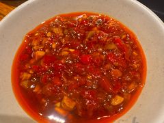 -老牌坊云南鱼豆花火锅(爱建店)
