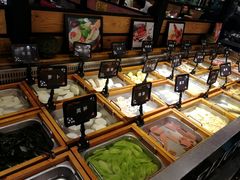 自助取餐区-大山炭火烤肉自助(百盛步行街广场店)