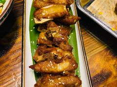 定安蒜香排骨-琼大师东方烤乳猪(亚特兰蒂斯店)