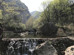 -龙潭大峡谷