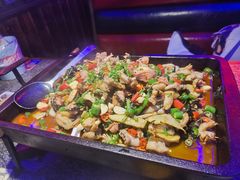 -蛙来哒(华隆步步高店)