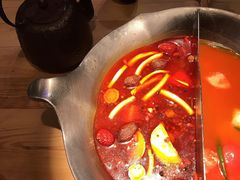 -湊湊火锅·茶憩(杭州湖滨银泰in77店)