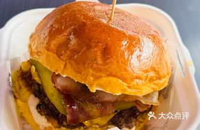 Caramelized Bacon Wagyu Burger